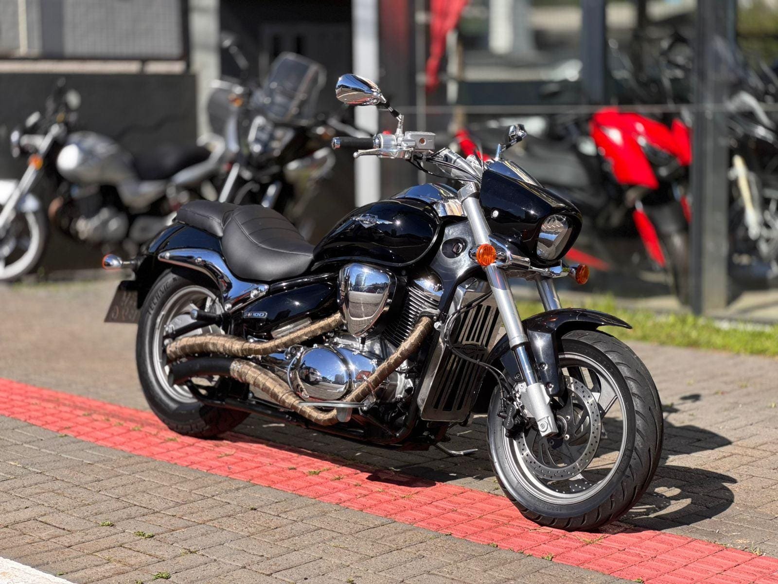 SUZUKI BOULEVARD M800  na cor Preto em Xanxerê / SC - 23147