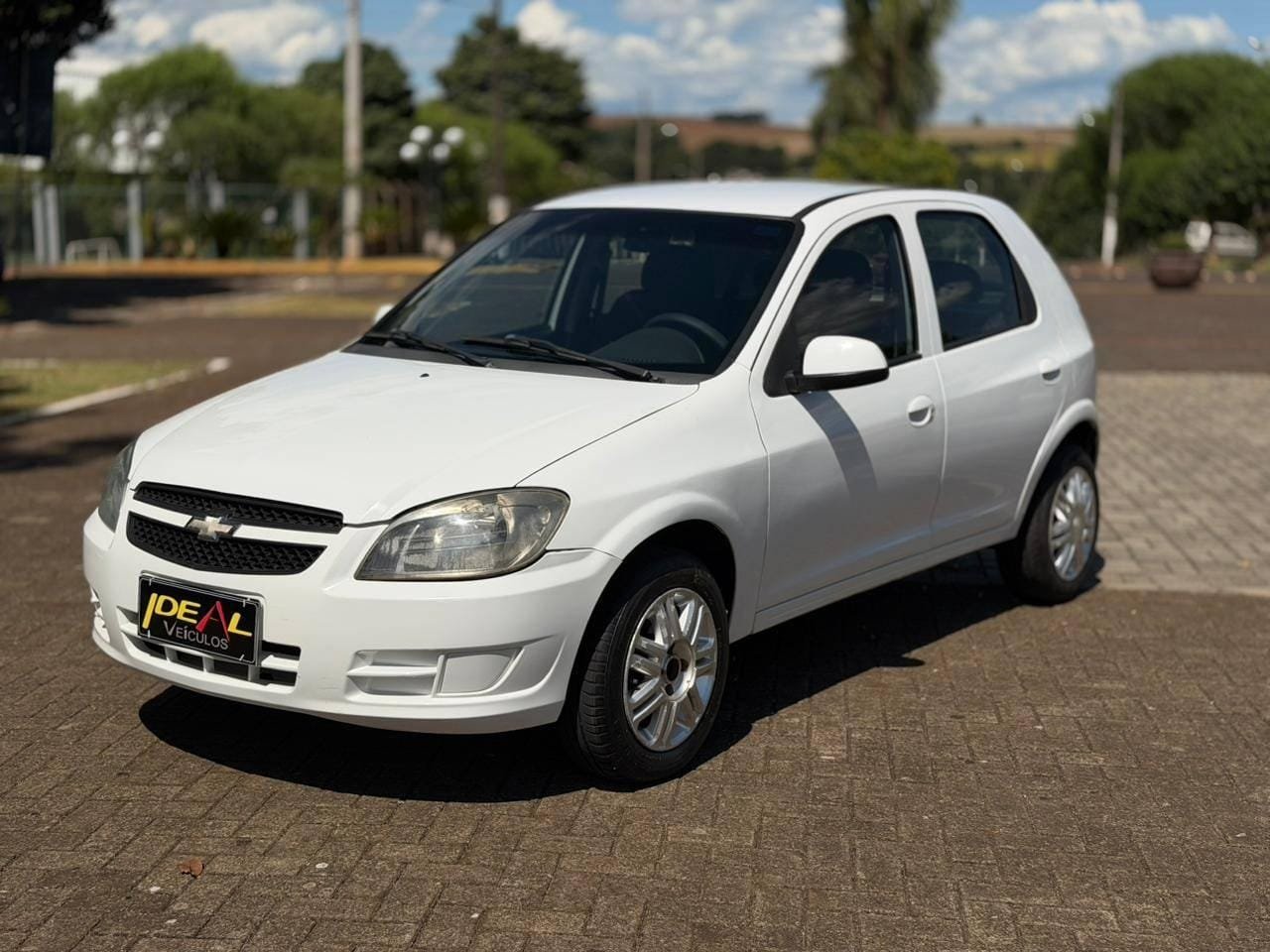 Chevrolet Celta 1.0/Super/N.Piq.1.0 MPFi VHC 8V 3p na cor Branco em Xanxerê / SC - 23210