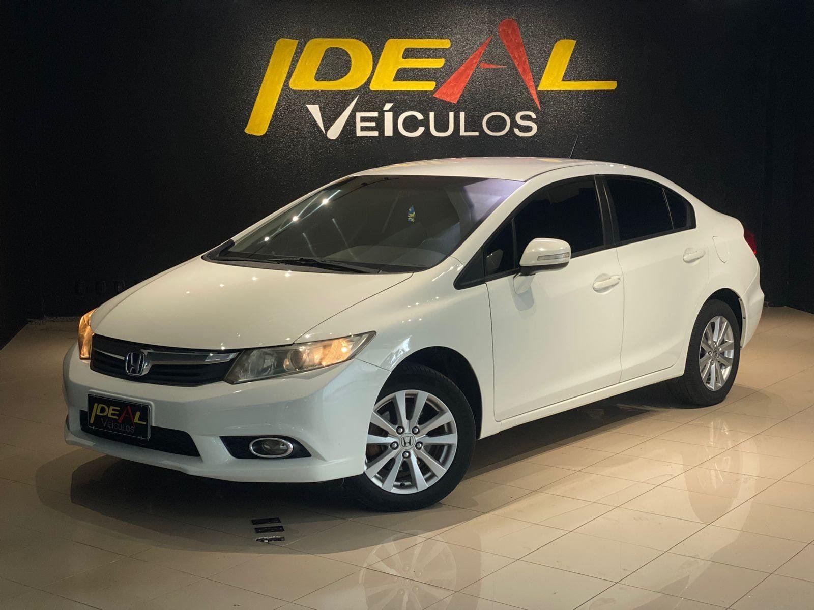 imagem de Sedan LXR 2.0 Flexone 16V Aut. 4p