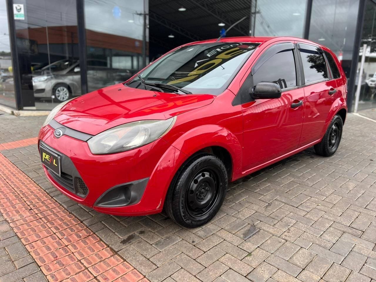 Ford Fiesta 1.0 8V Flex/Class 1.0 8V Flex 5p na cor Vermelho em Xanxerê / SC - 23220