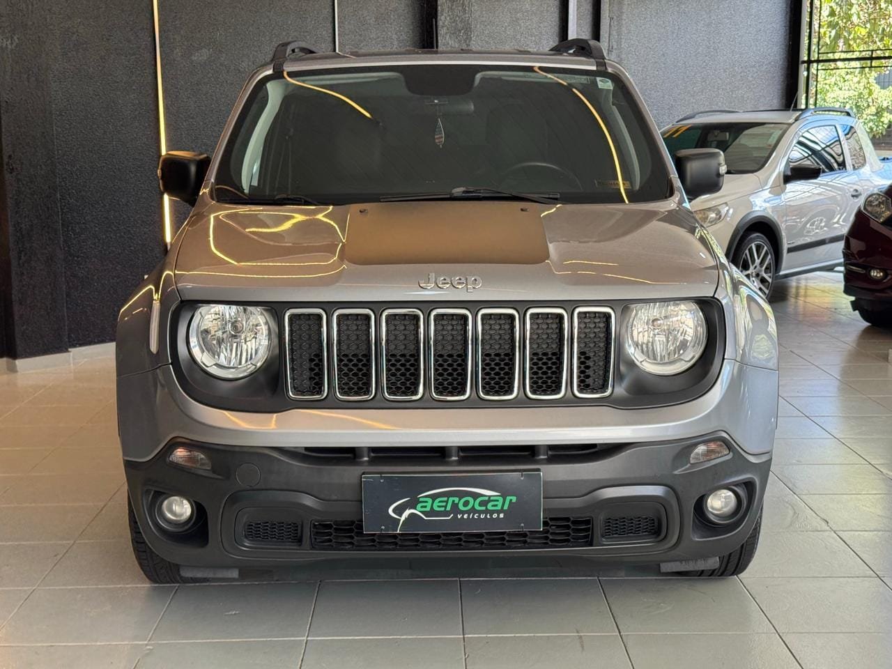 Jeep Renegade 1.8 4x2 Flex 16V Aut. na cor Cinza em Londrina / PR - 23505