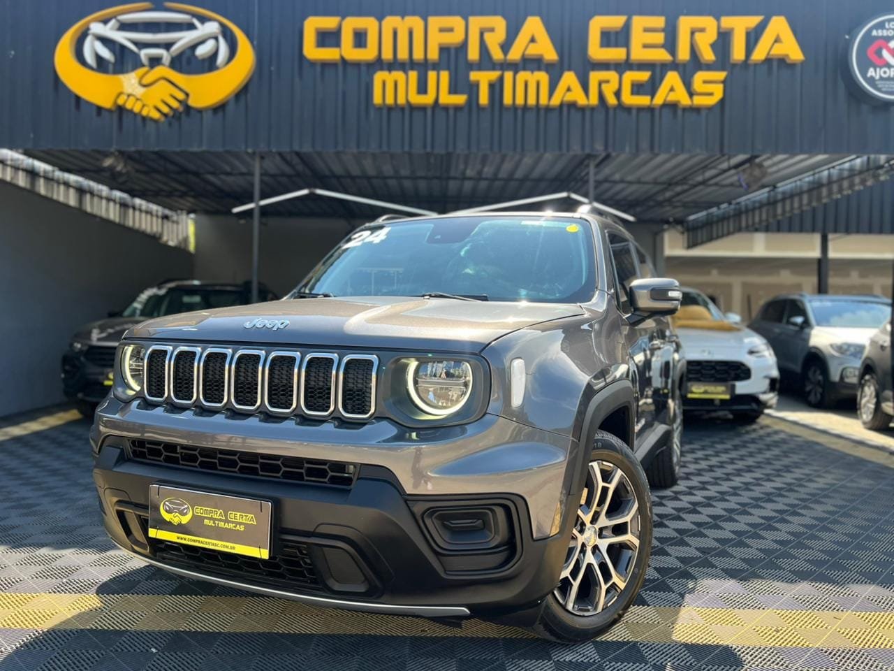 Jeep Renegade T270 1.3 TB 4x2 Flex Aut. na cor Cinza em Joinville / SC - 23589