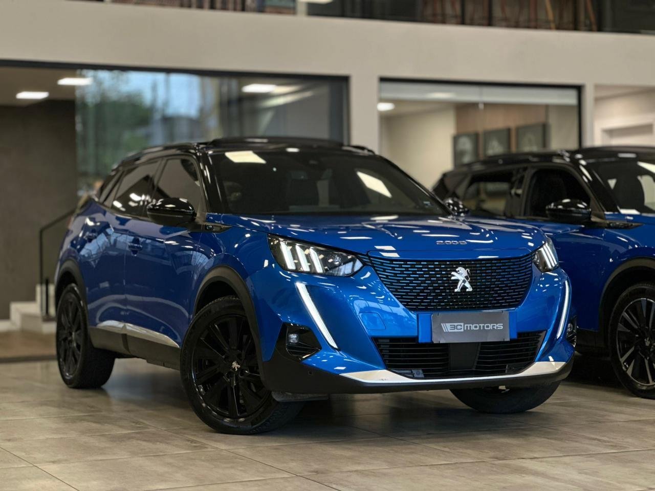 Peugeot e-2008 GT 5p Aut. ( Elétrico) na cor Azul em Florianópolis / SC - 23641