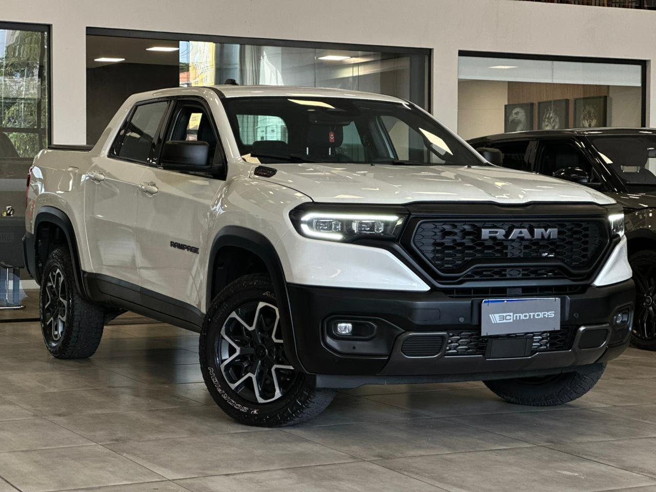 imagem de REBEL 2.0 TB CD 4X4 Diesel Aut.