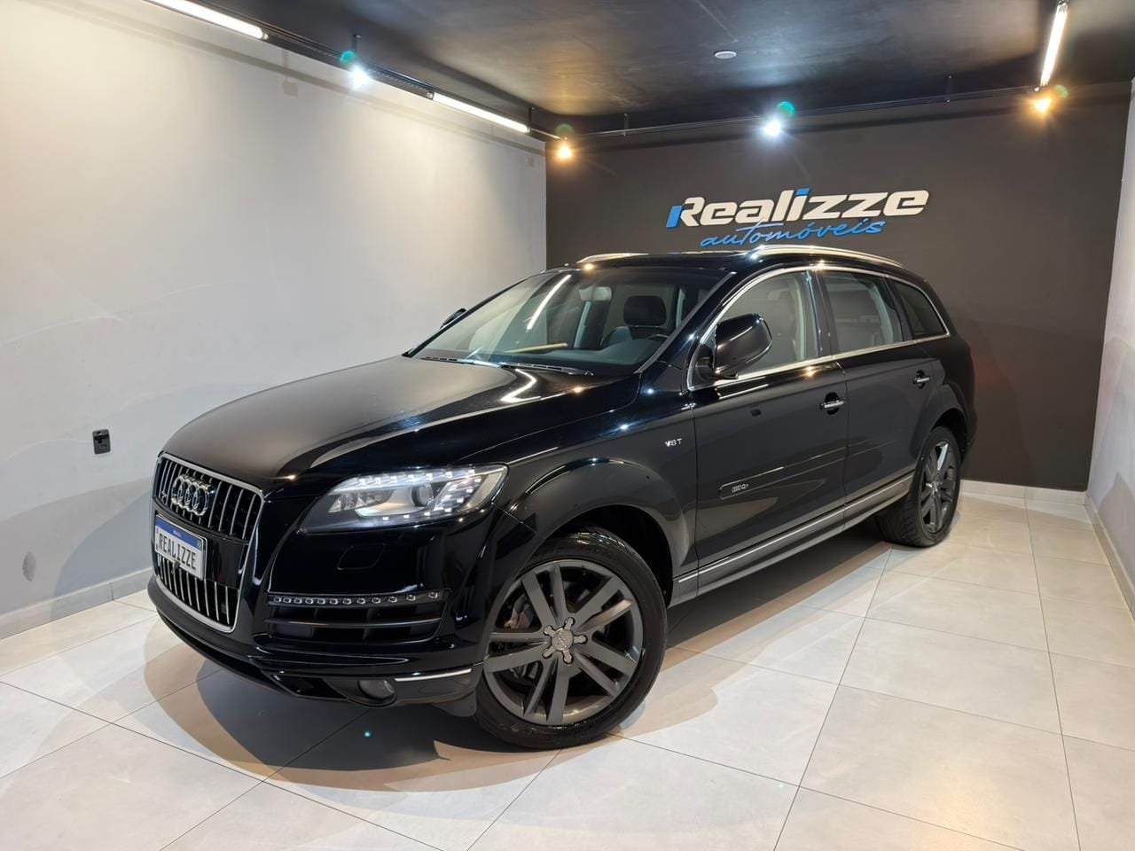 Audi Q7 3.0 V6 TFSI Quat.Tip.5p/ Perf.(Híb.) na cor Preto em Joinville / SC - 23886