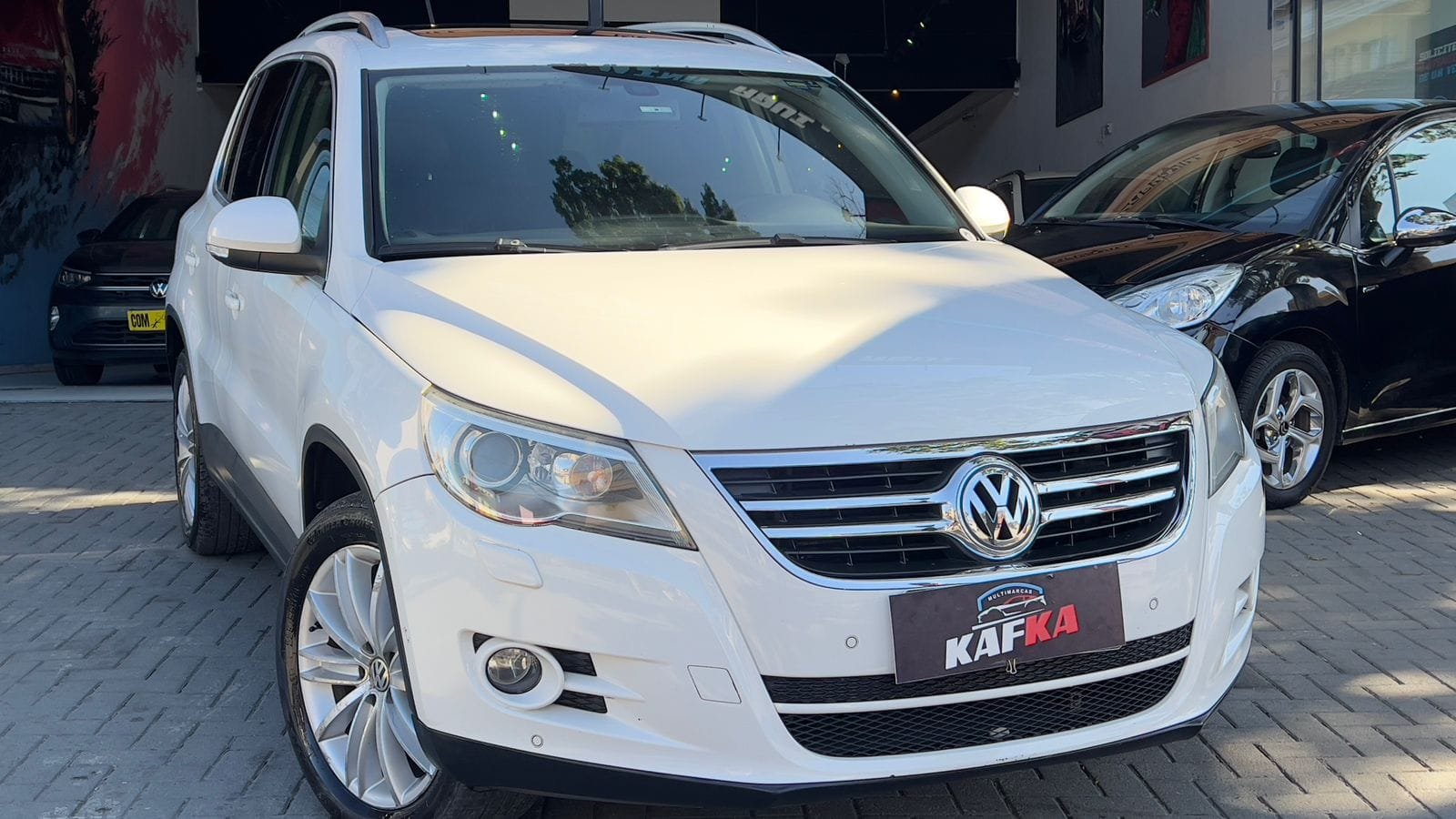 Volkswagen Tiguan 2.0 TSI 16V 200cv Tiptronic 5p na cor Branco em Joinville / SC - 23961