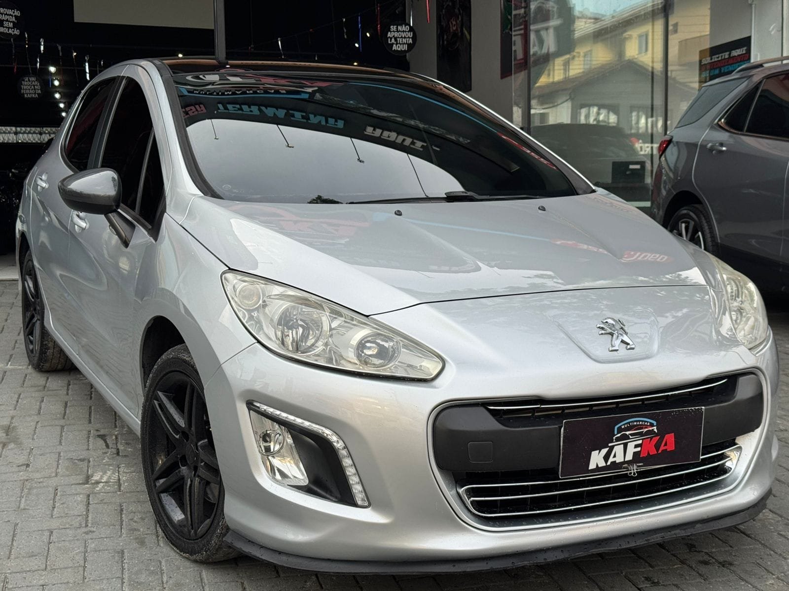 imagem de Feline/Griffe 1.6 Turbo 16V 5p Aut.