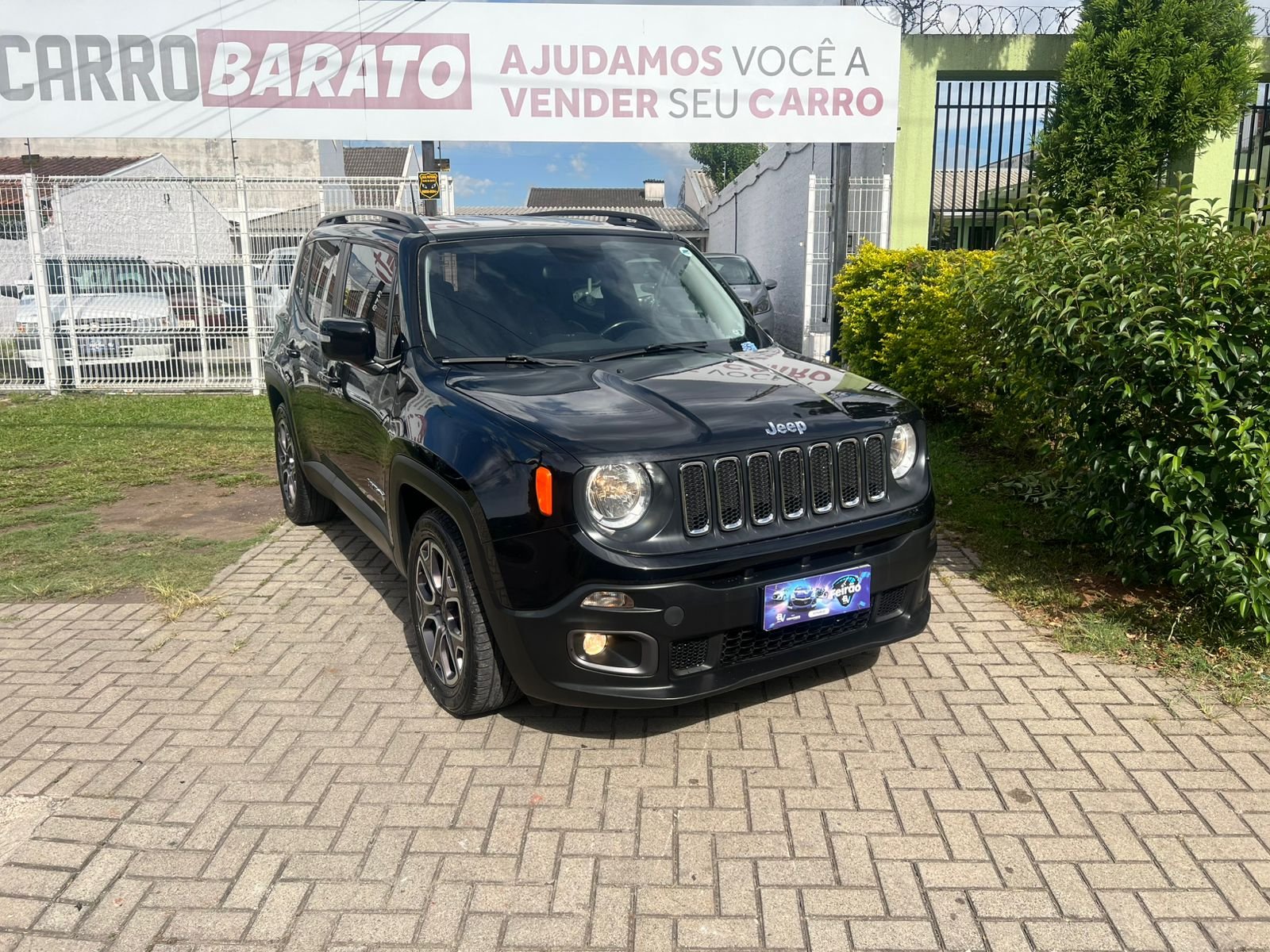 Jeep Renegade Longitude 1.8 4x2 Flex 16V Aut. na cor Preto em Curitiba / PR - 24049