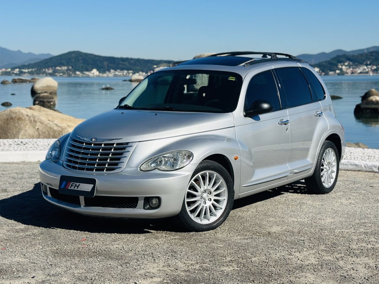 Chrysler PT Cruiser  Limited 2.4 16V 143cv 4p na cor Prata em Florianópolis / SC - 24082