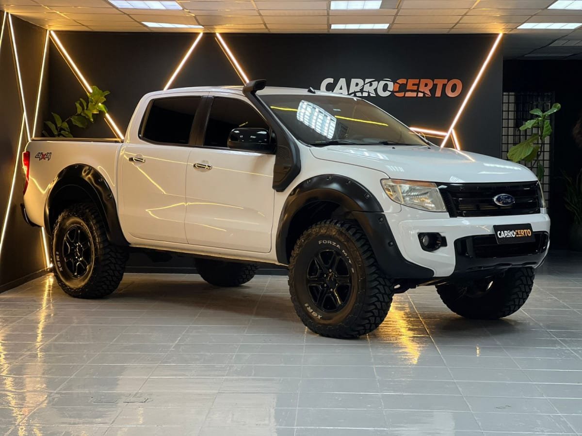 Ford Ranger XLT 3.2 20V 4x4 CD Diesel Aut. na cor Branco no Novo Hamburgo / RS - 24572