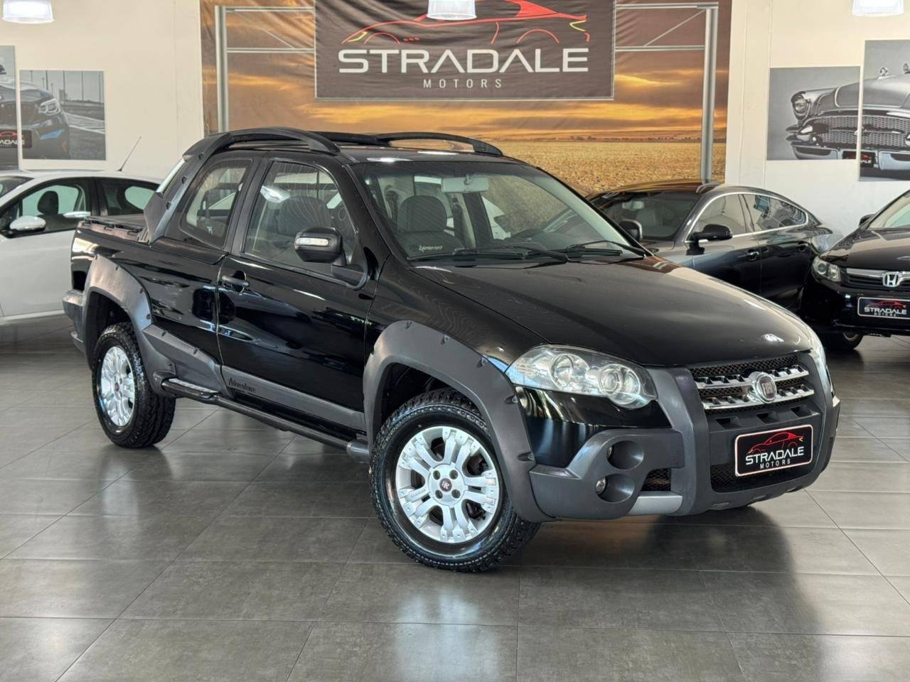 Fiat Strada Adventure1.8/ 1.8 LOCKER Flex CD na cor Preto em Gaspar / SC - 24635
