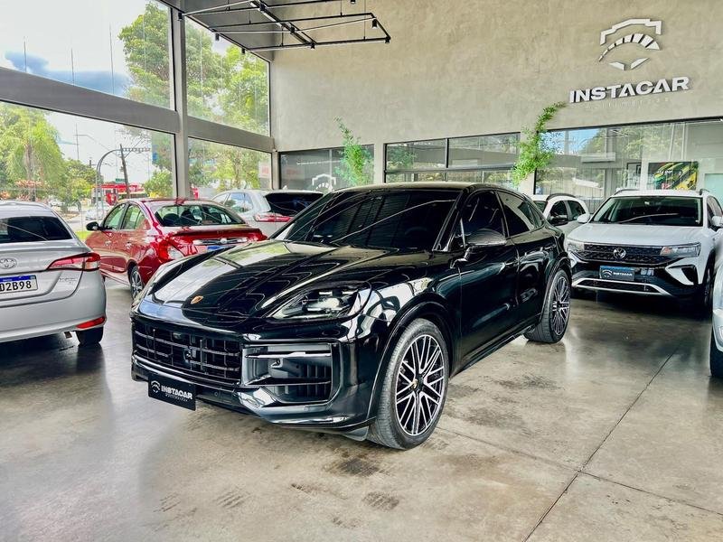 Porsche Cayenne S 4.0 V8 474cv na cor Preto em Londrina / PR - 25351