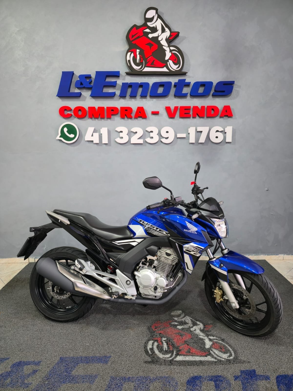 Honda CB 250 TWISTER/FLEXONE  na cor Azul em Curitiba / PR - 25390