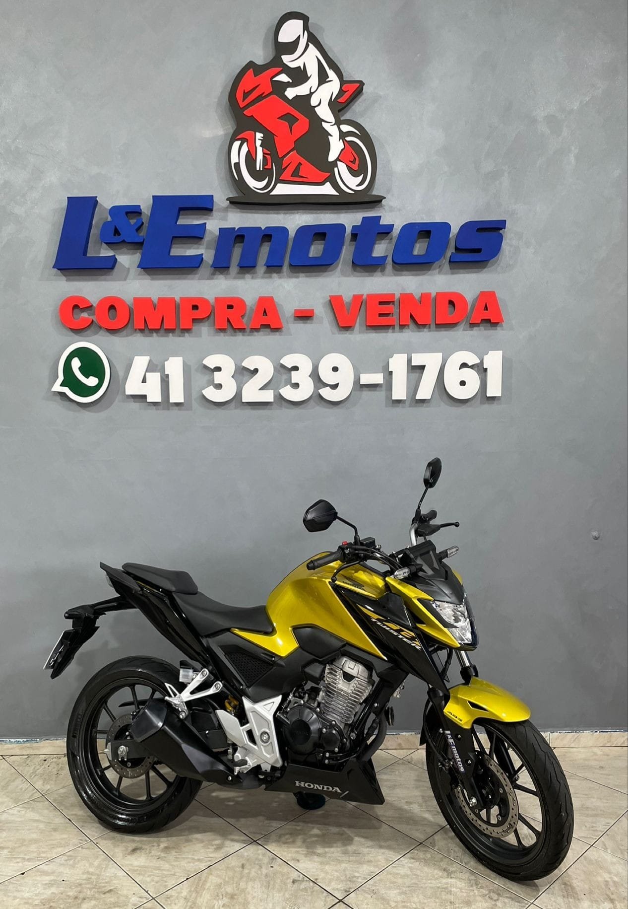 Honda CB 300F Twister Flex  na cor Amarelo em Curitiba / PR - 25399