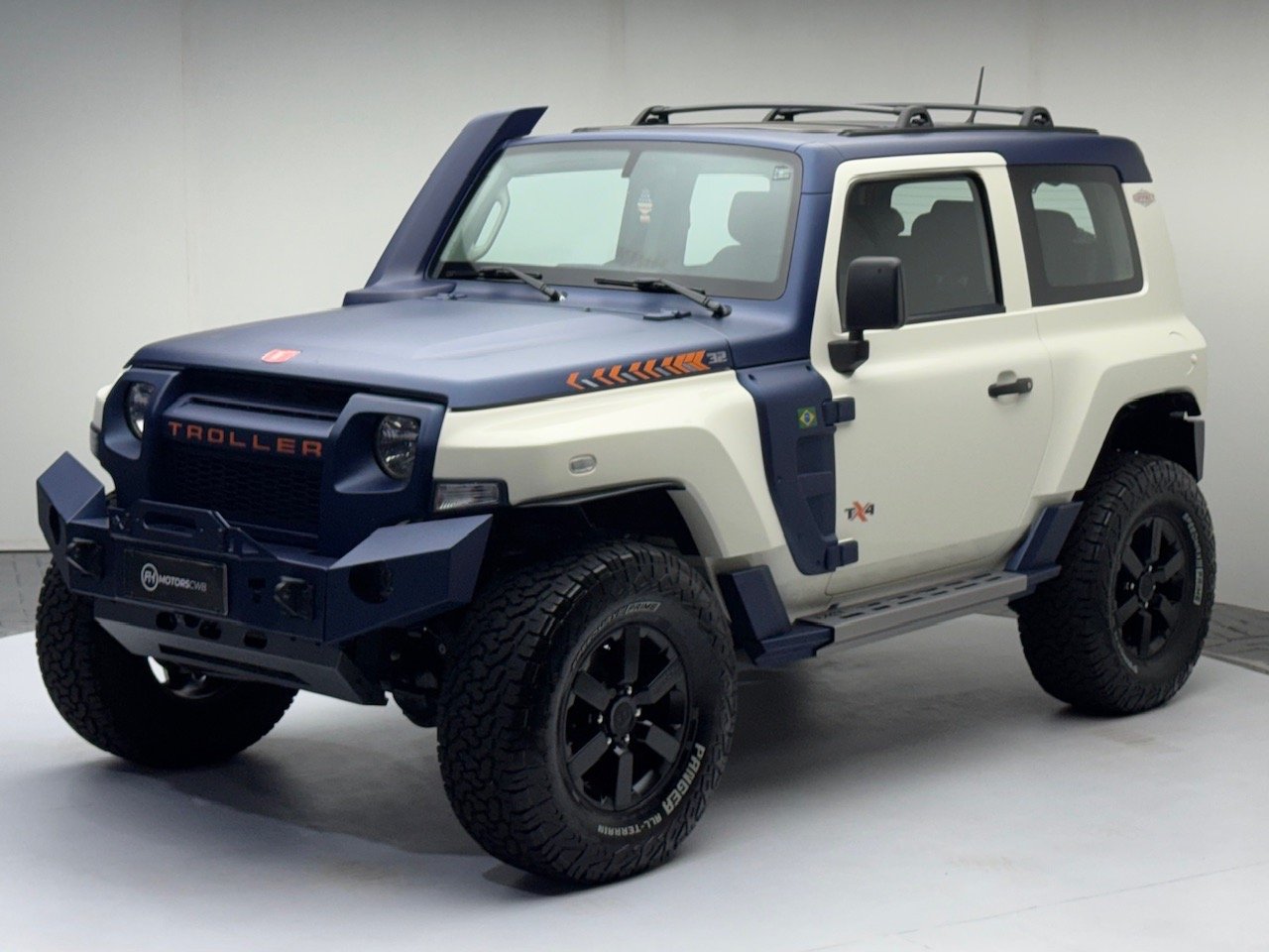 imagem de TX4 4x4 3.2 20V Cap.Ríg Diesel Aut.