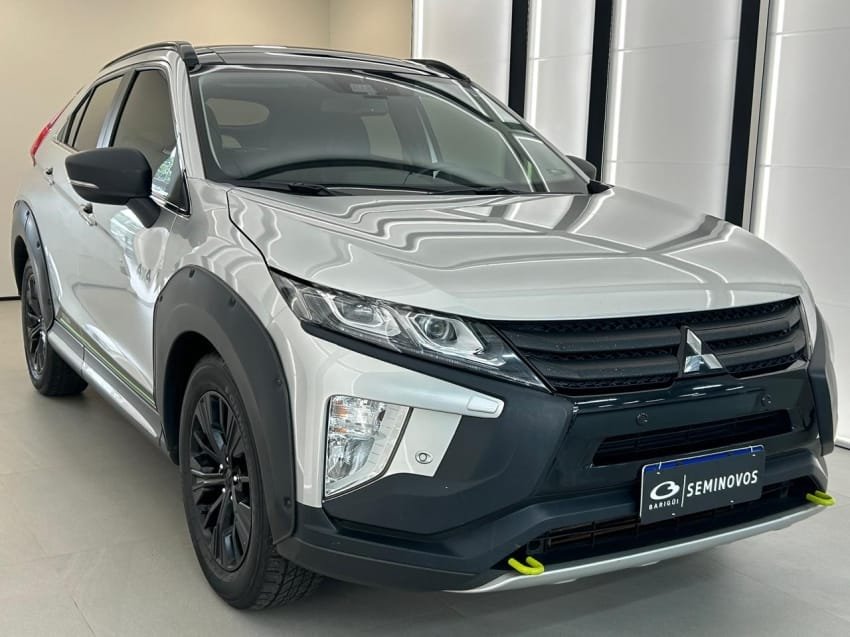 Mitsubishi Eclipse Cross HPE-S 1.5 16V AWC TB 165cv Aut. na cor Cinza em Itajaí / SC - 2545