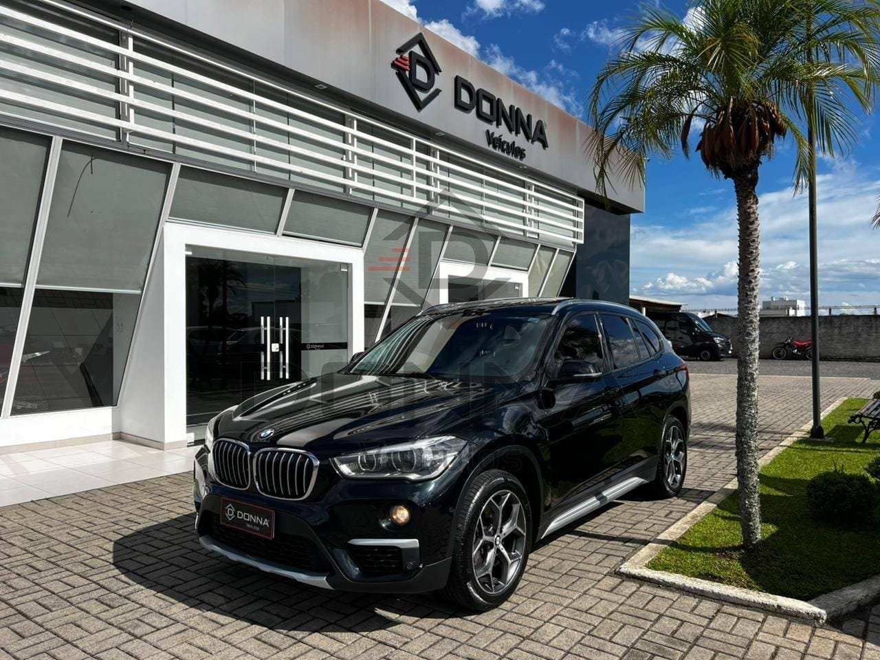 BMW X1 SDRIVE 20i 2.0/2.0 TB Acti.Flex Aut. na cor Preto em São Mateus do Sul / PR - 25684