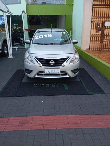 Nissan VERSA 1.0 12V FlexStart 4p Mec. na cor Prata em Londrina / PR - 25758