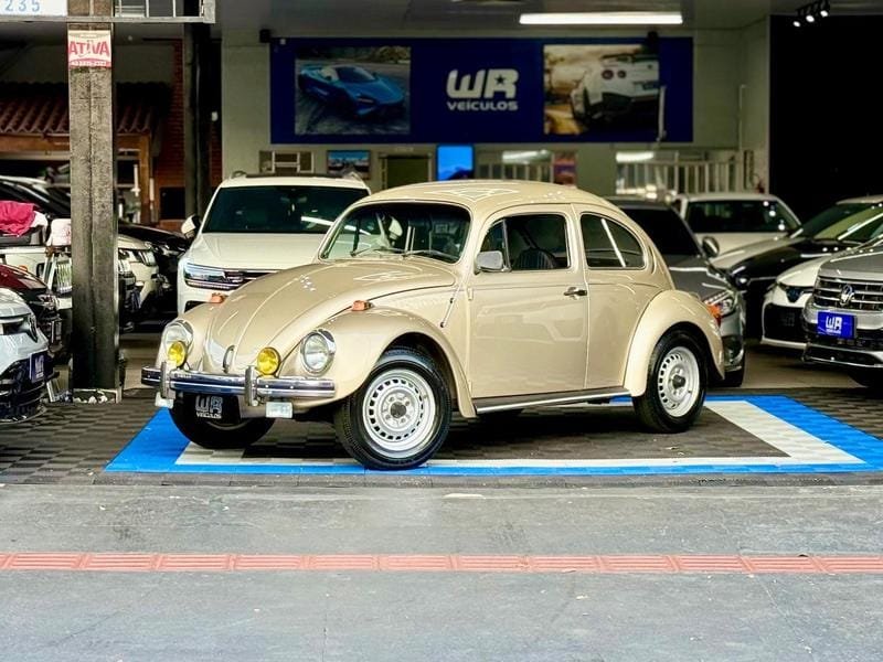 Volkswagen New Beetle 2.0 Mi Mec./Aut. na cor Bege em Londrina / PR - 25887