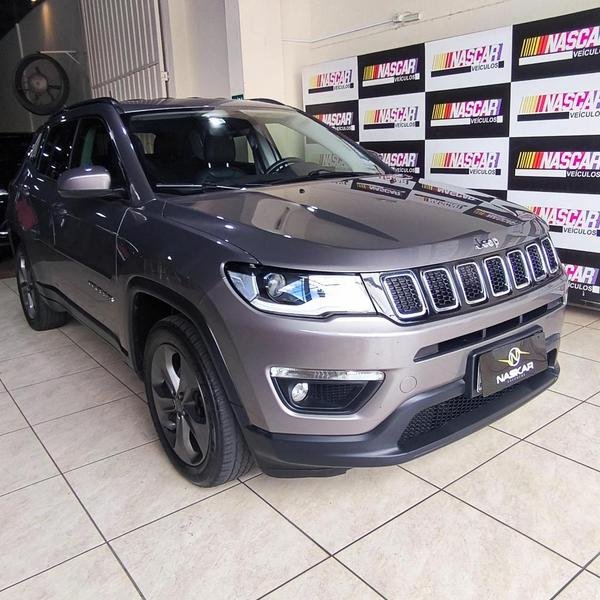 imagem de LONGITUDE 2.0 4x2 Flex 16V Aut.