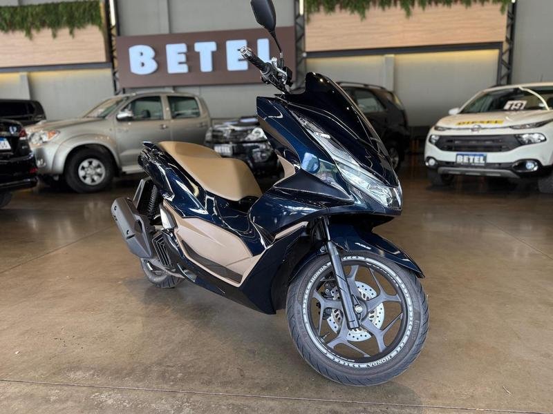 Honda PCX 160 DLX  na cor Azul em Londrina / PR - 26311
