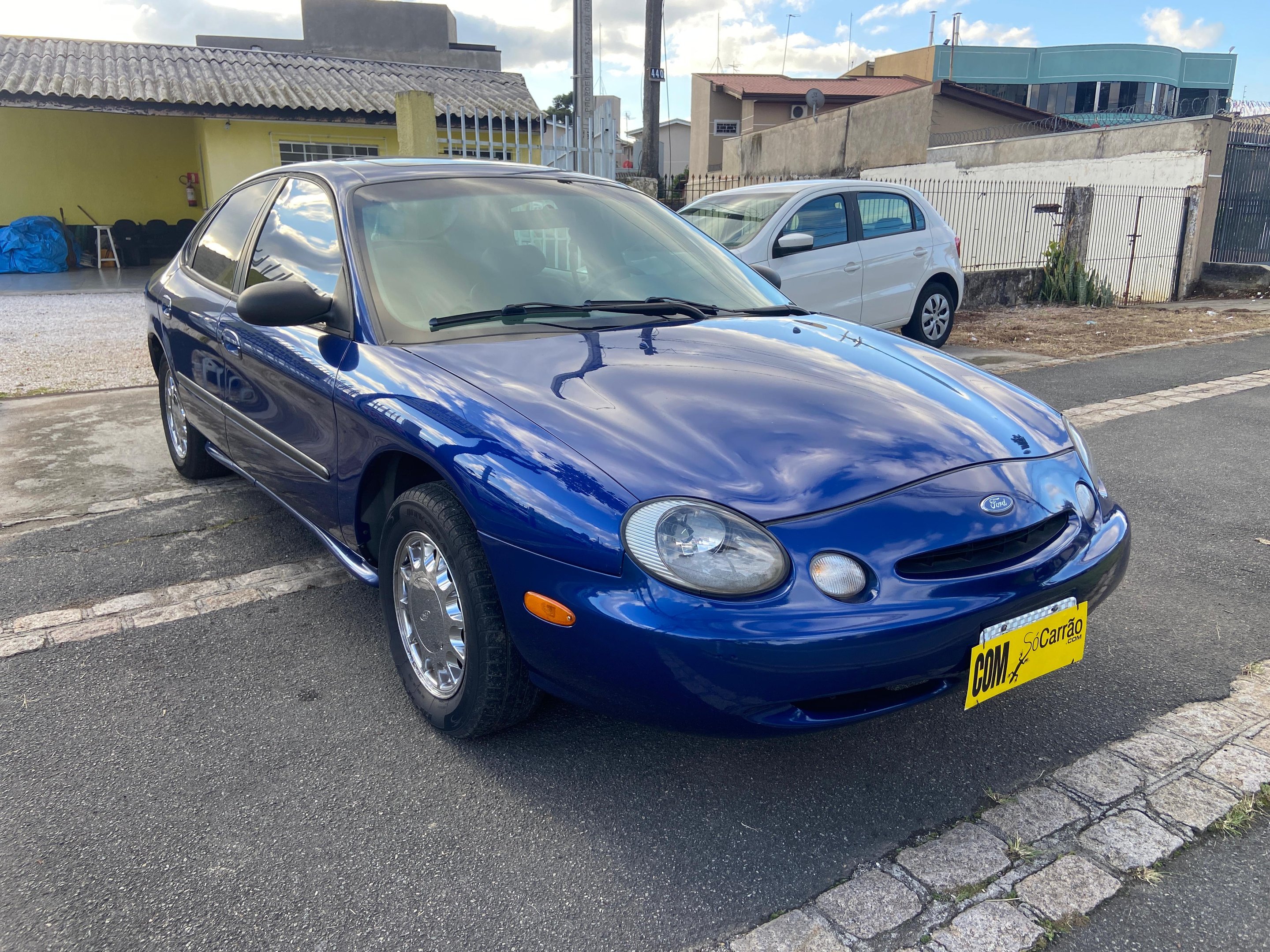 Ford Taurus L/LX 3.0 V6 na cor Azul em Curitiba / PR - 26393