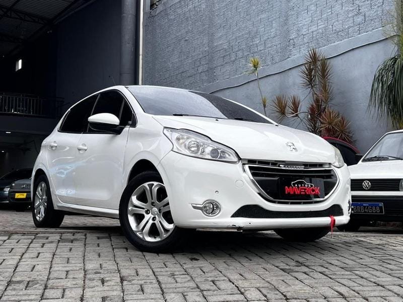 Peugeot 208 Active 1.0 Flex 5p Mec. na cor Branco em Colombo / PR - 2694