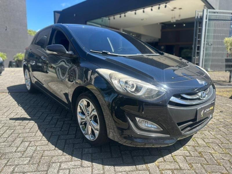 Hyundai i30 2.0 16V 145cv 5p Aut. na cor Preto em Curitiba / PR - 2705