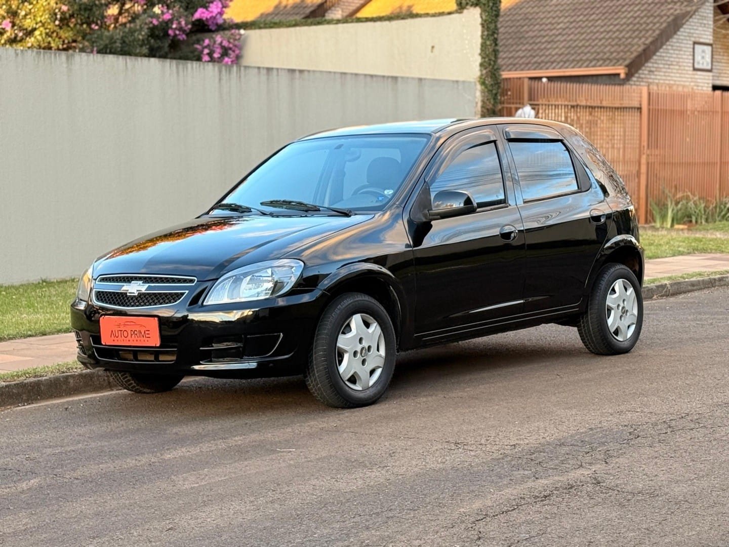 imagem de Spirit/ LT 1.0 MPFI 8V FlexP. 5p