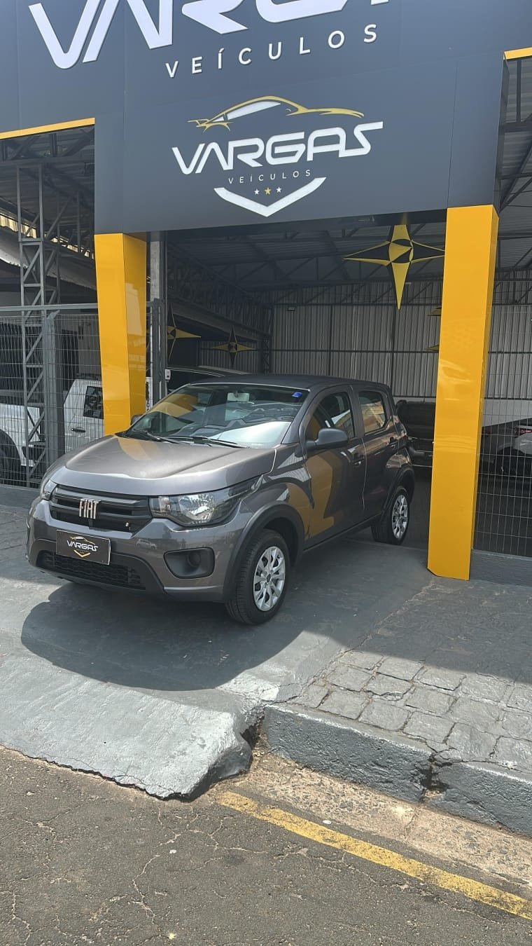 Fiat MOBI LIKE 1.0 Fire Flex 5p. na cor Cinza em Ponta Grossa / PR - 2816