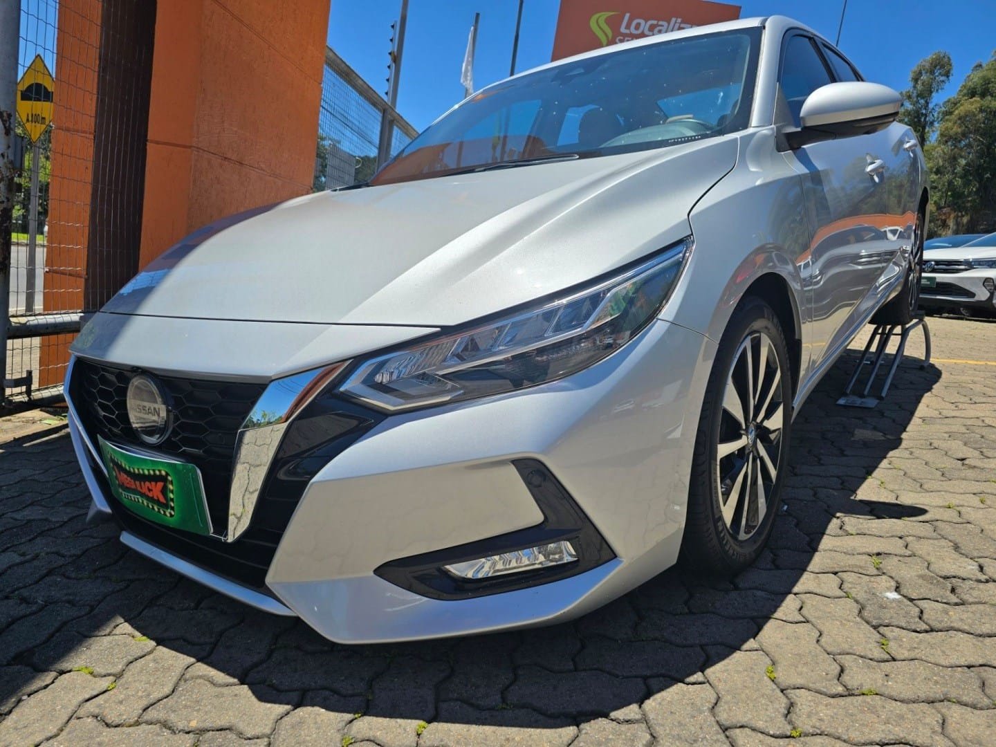 Nissan Sentra Exclusive 2.0 16V Aut. na cor Cinza no Gravataí / RS - 28751