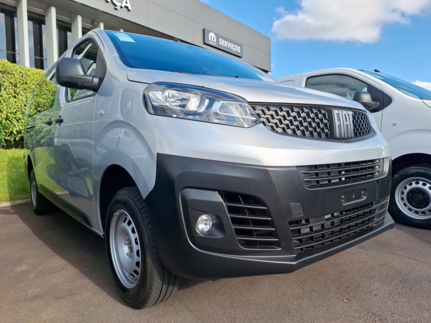 Fiat Scudo Multi 1.5 16 V Turbo Diesel na cor Cinza em Joinville / SC - 29798