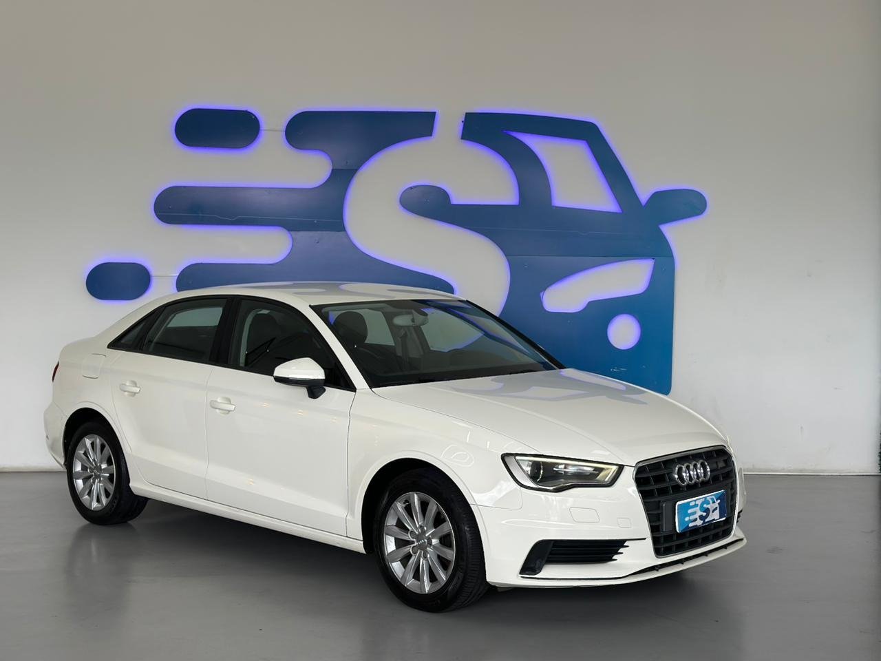 Audi A3 Sedan 1.4 TFSI Flex Tiptronic 4p na cor Branco em Curitiba / PR - 30051