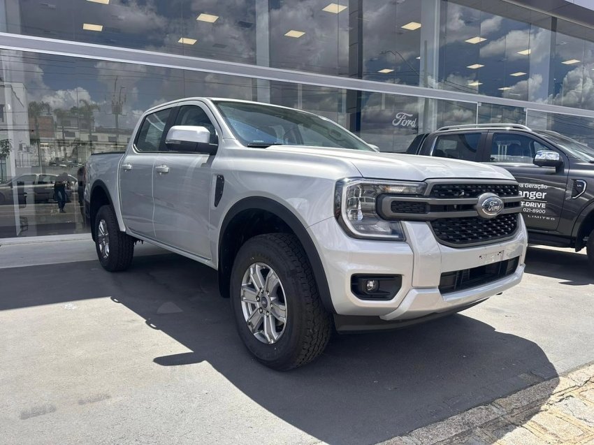 imagem de XLS 2.0 4x4 CD Diesel Aut.