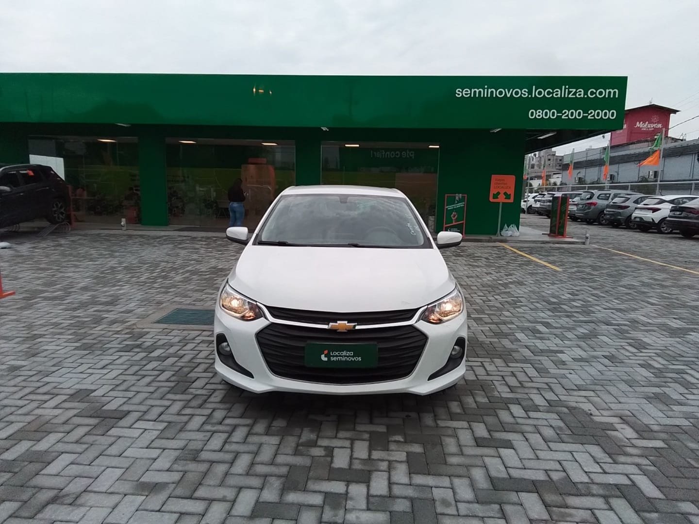 Chevrolet ONIX HATCH LT 1.0 12V TB Flex 5p Mec. na cor Branco em Criciúma / SC - 31696