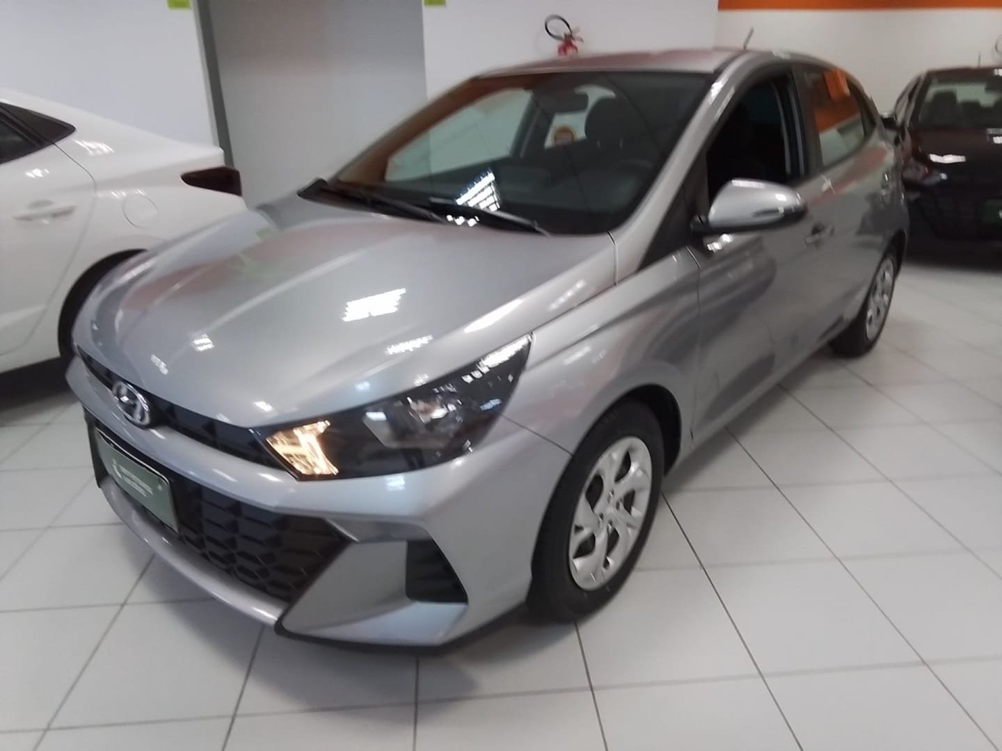 Hyundai HB20 Comf./C.Plus/C.Style 1.0 Flex 12V na cor Cinza em Criciúma / SC - 31712