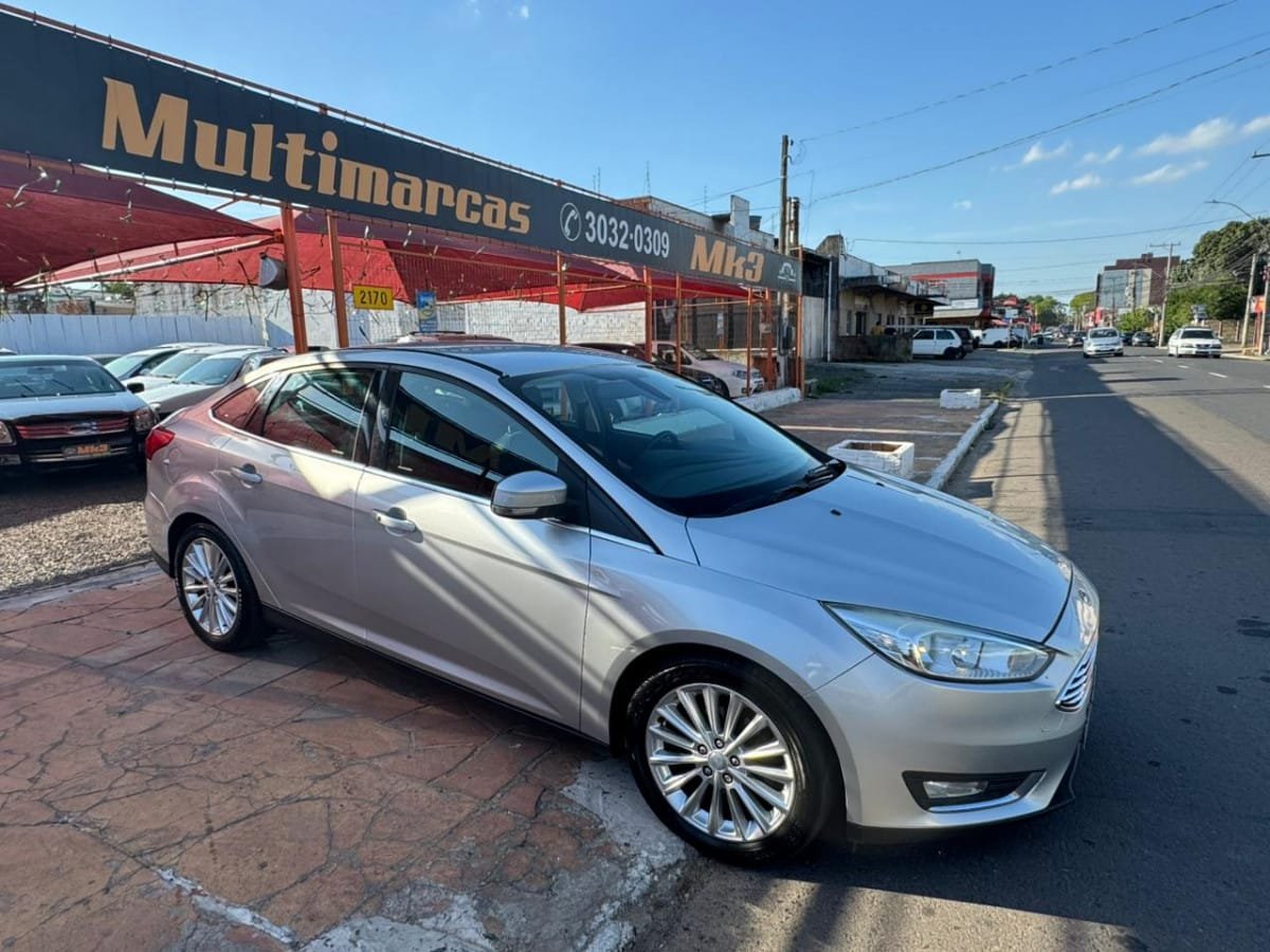 imagem de TITA/TITA Plus 2.0 Flex 5p Aut.