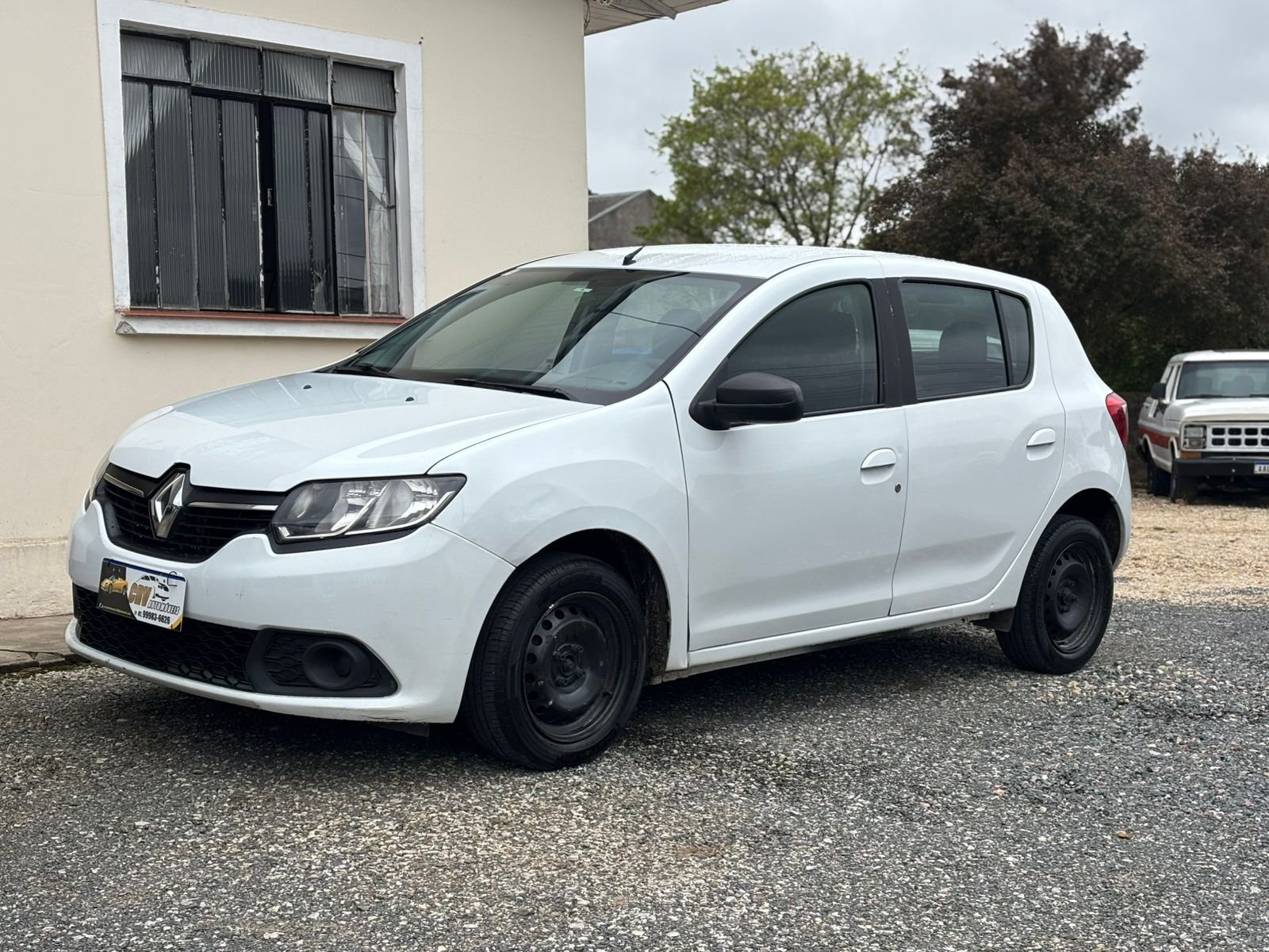 Renault Sandero Expression Flex 1.0 12V 5p na cor Branco em Campo Largo / PR - 3226