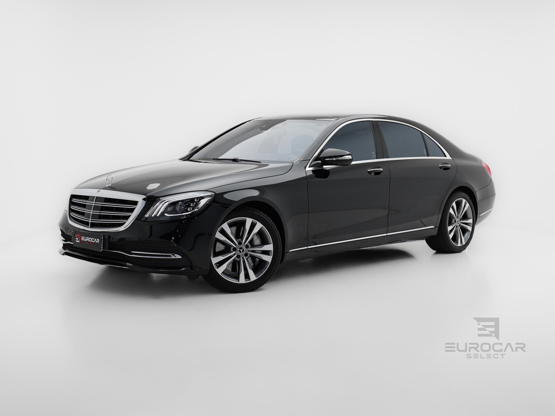 imagem de 4.0 Bi-Turbo V8 469cv Aut.