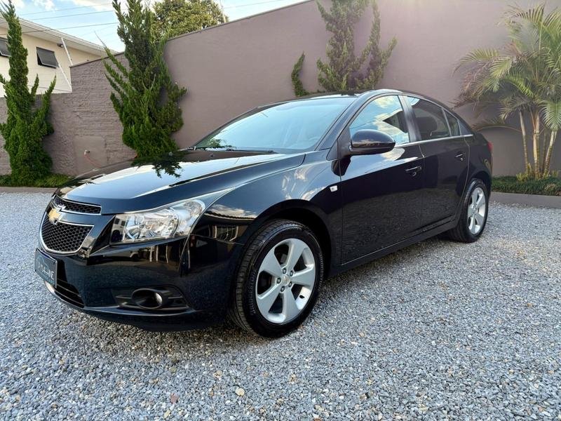Chevrolet Cruze LT 1.8 16V FlexPower 4p Aut. na cor Preto em Curitiba / PR - 33316