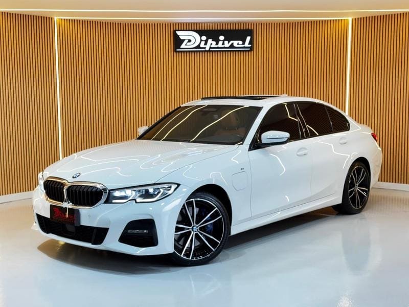 imagem de M Sport 2.0 Turbo Aut. (Híbrido)