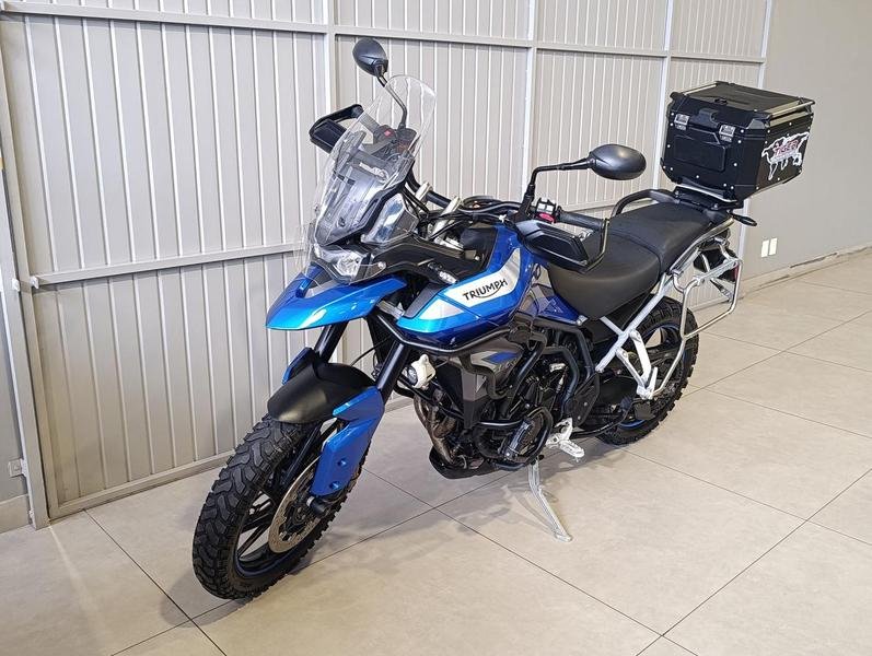 TRIUMPH TIGER 900 GT PRO  na cor Azul no Porto Alegre / RS - 34071