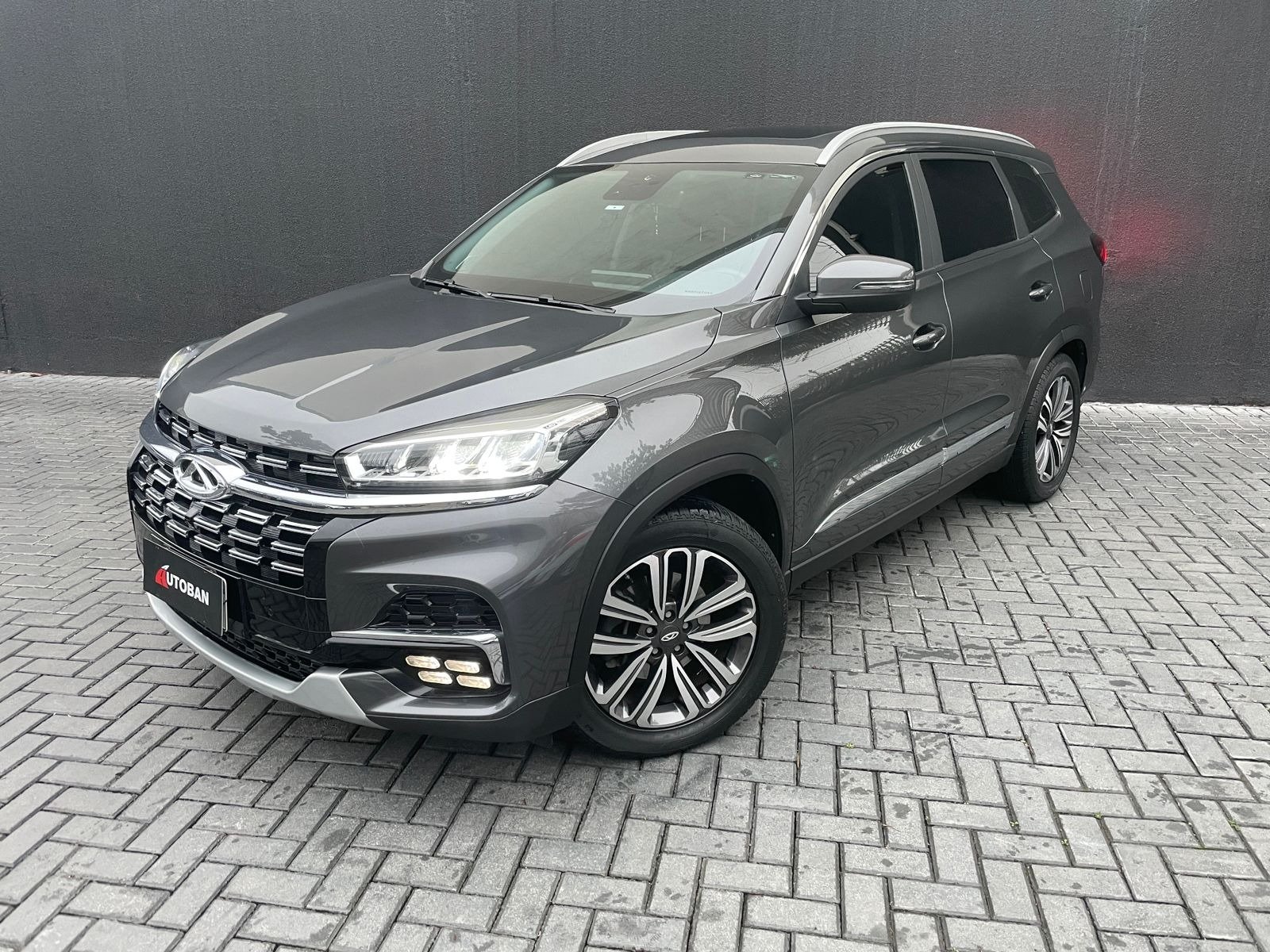 Caoa Chery Tiggo 8 TXS 1.6 16V TGDi Aut. na cor Cinza em Curitiba / PR - 34098