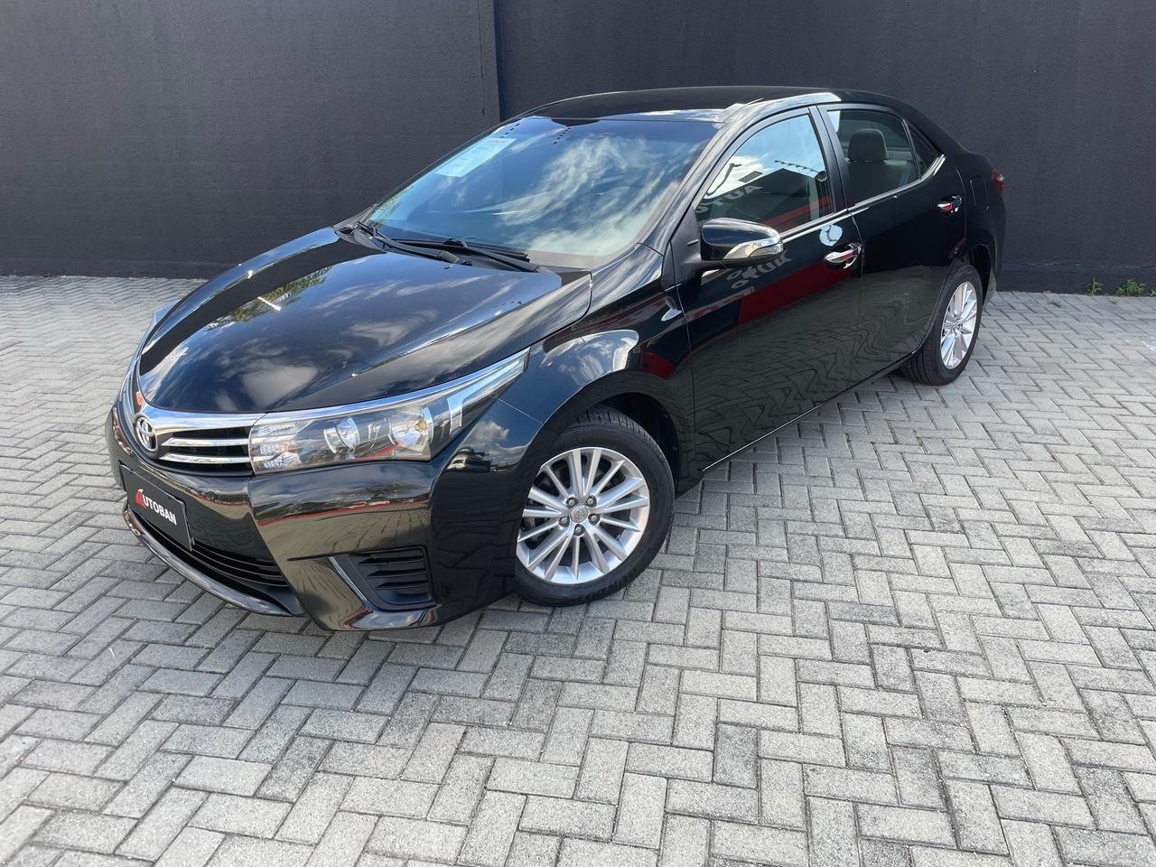 Toyota Corolla GLi 1.8 Flex 16V Aut. na cor Preto em Curitiba / PR - 34101