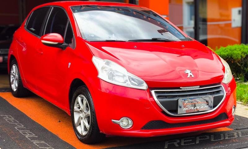 Peugeot 208 Active/Active Pack 1.5 Flex 8V 5p na cor Vermelho em Curitiba / PR - 34208