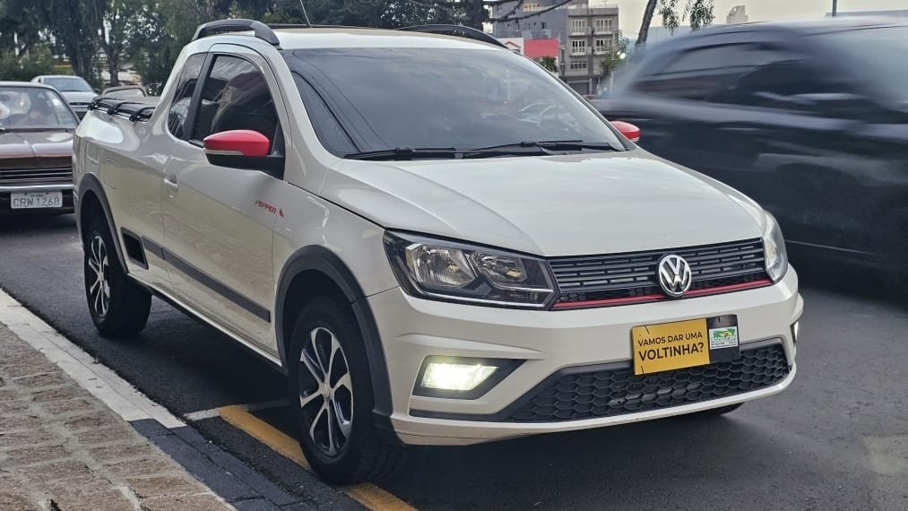 Volkswagen Saveiro Pepper 1.6 Flex 8V CE na cor Branco em Ponta Grossa / PR - 34513