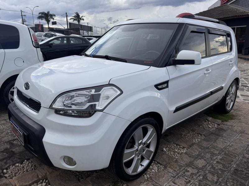 Kia SOUL 1.6/ 1.6 16V FLEX Mec. na cor Branco em Pinhais / PR - 34993