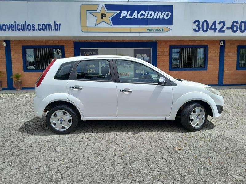 Ford Fiesta 1.0 8V Flex/Class 1.0 8V Flex 5p na cor Branco em Curitiba / PR - 35199