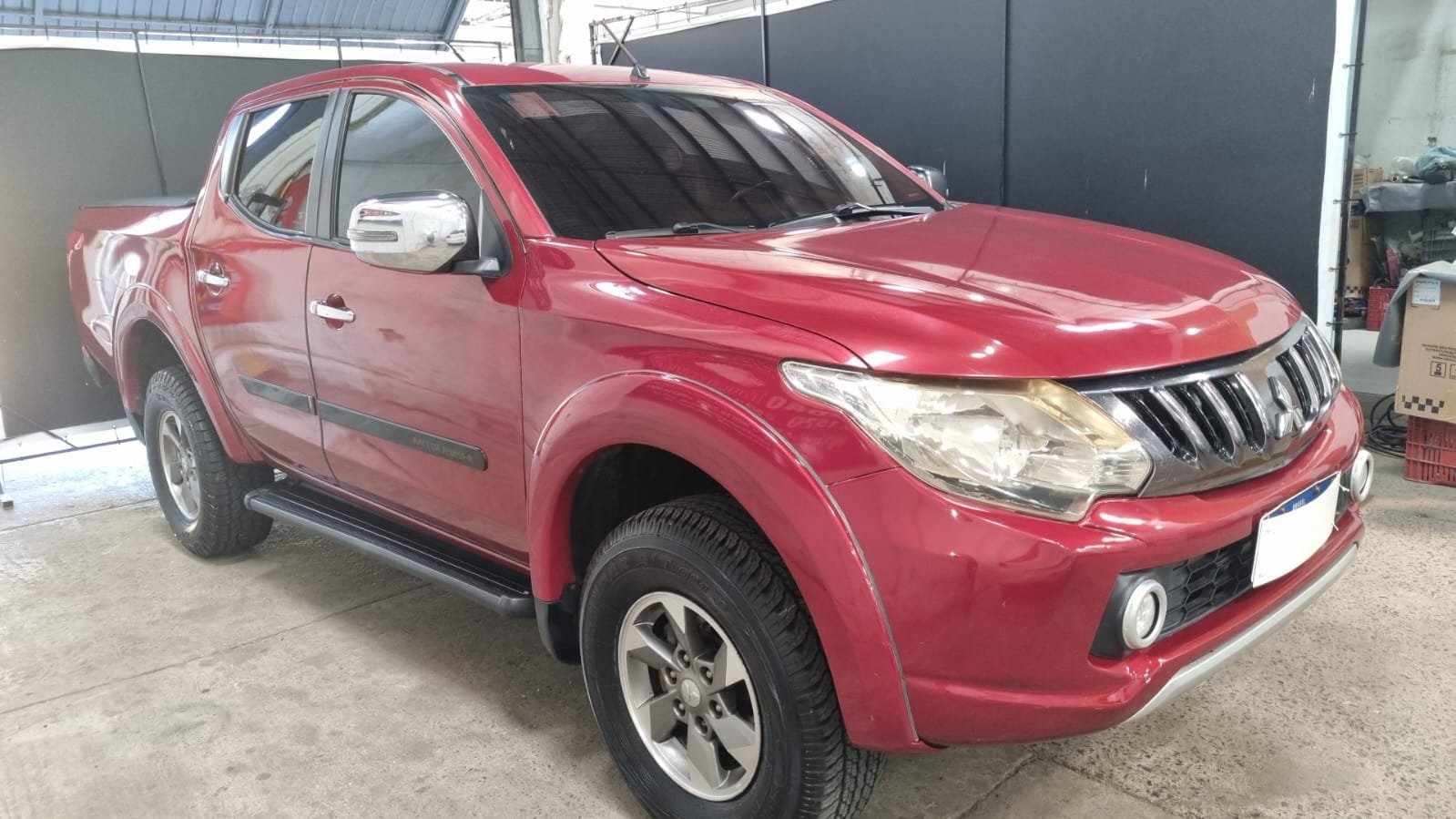 Mitsubishi L200 Triton Sport HPE 2.4 CD Diesel Aut. na cor Vermelho no Porto Alegre / RS - 35209