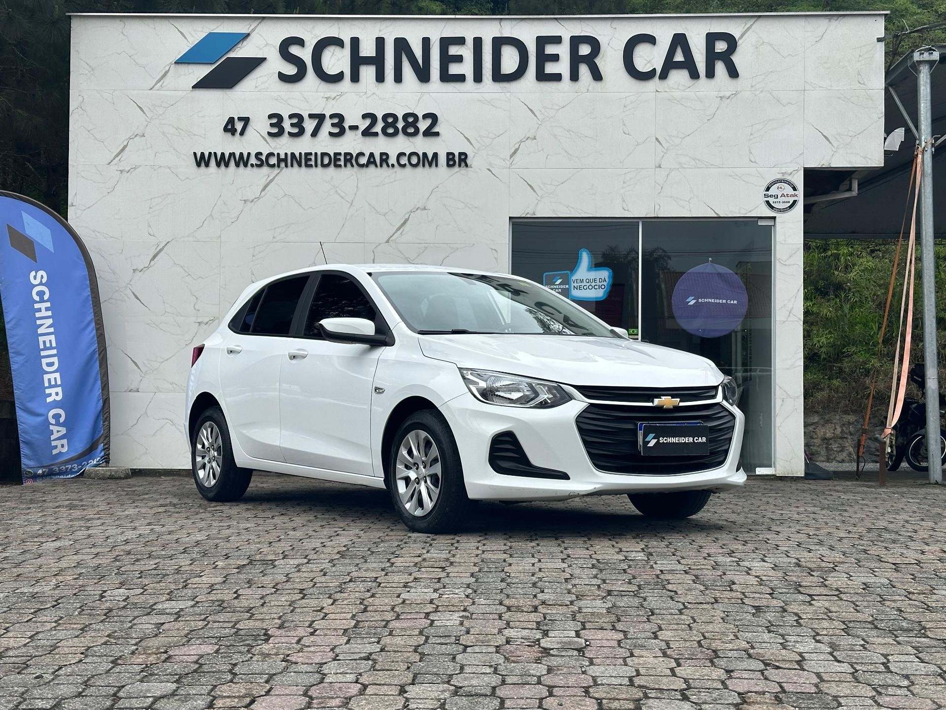 Chevrolet Onix HATCH LT 1.0 12V TB Flex 5p Mec. na cor Branco em Guaramirim / SC - 35379